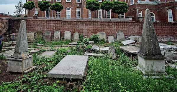 Dissenters Cemetery in Exeter